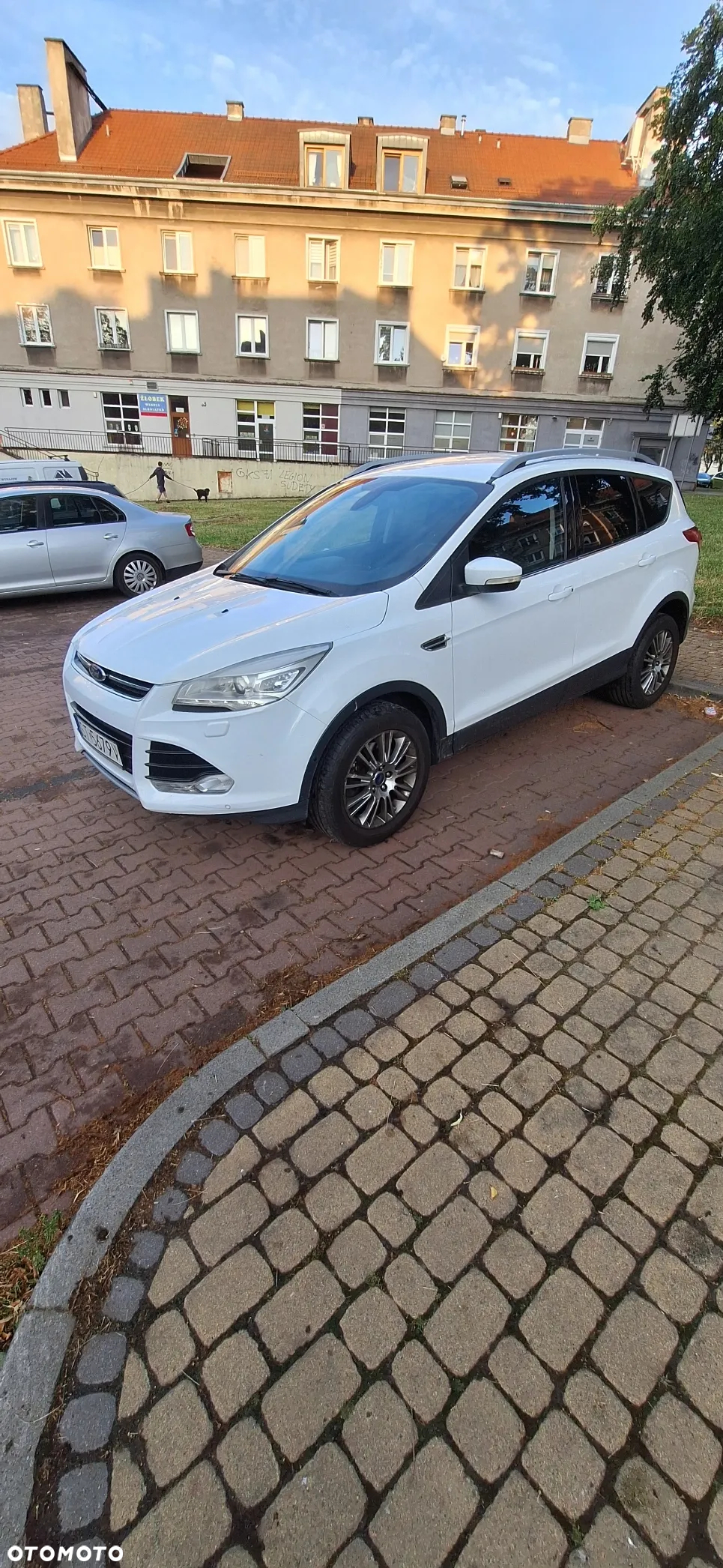 Ford Kuga 2.0 TDCi 4x4 Individual - 5