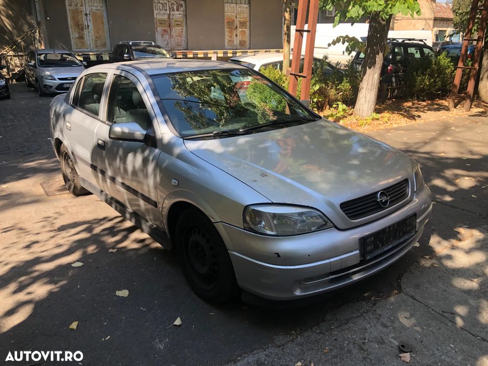 Dezmembrez Opel Astra G sedan gri argintiu 2007 1,7 diesel 59KW Z17DTL - 2