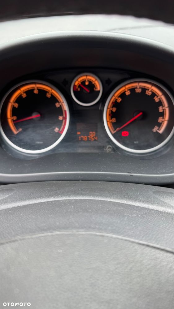 Opel Corsa 1.2 16V Easytronic Cosmo - 8