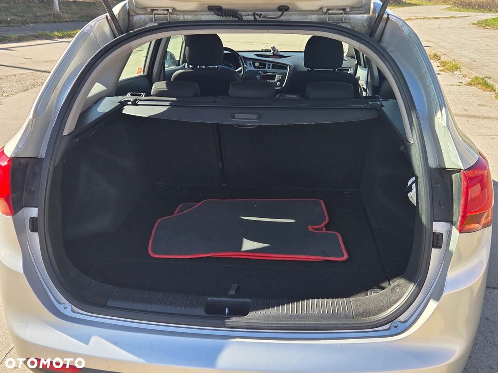 Kia Ceed 1.6 CRDi L - 13