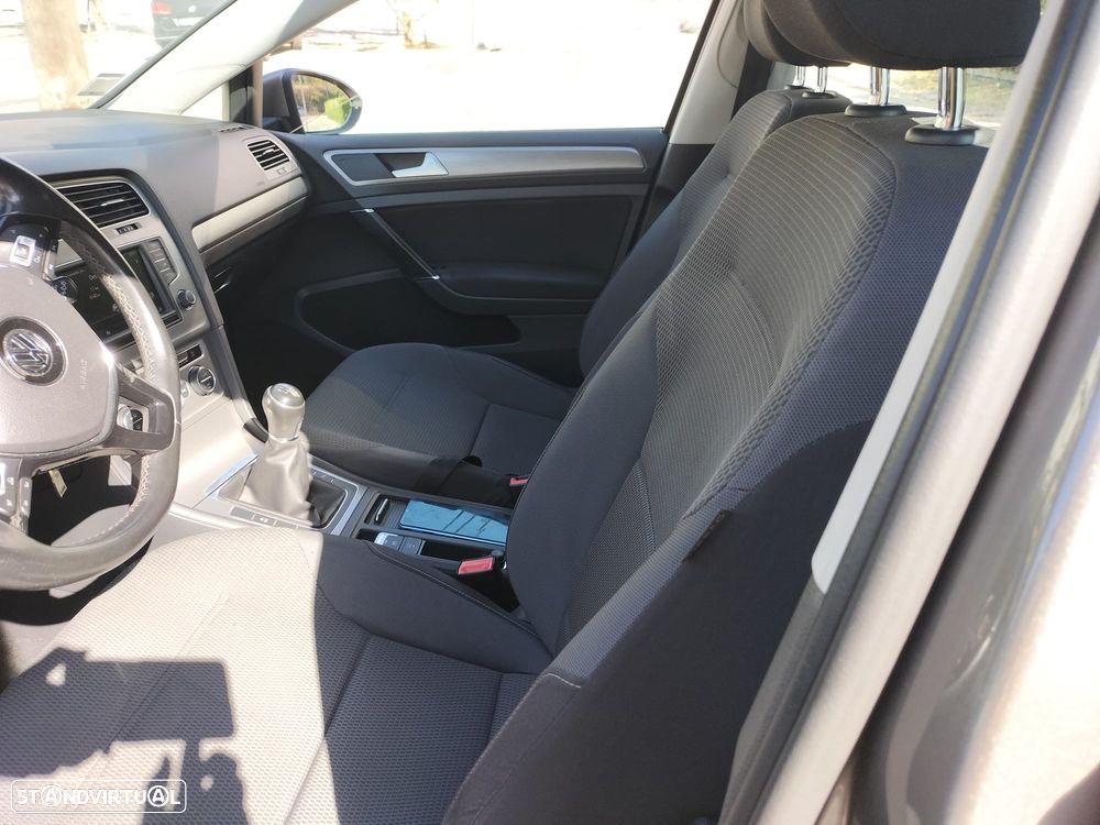 VW Golf Variant 1.6 TDi BlueMotion Confortline - 7