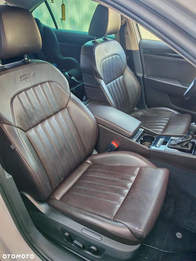 Skoda Superb 2.0 TDI L&K DSG - 14