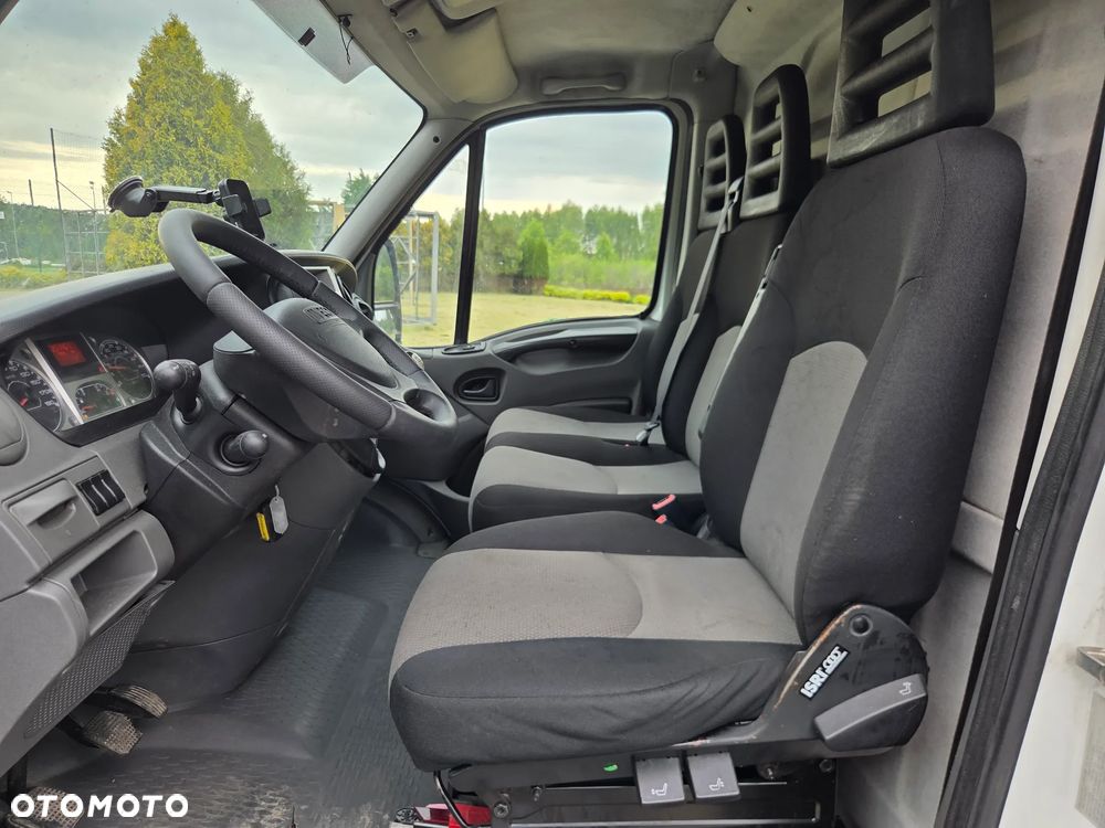 Iveco Daily 40C18 3.0 Hdi - 18