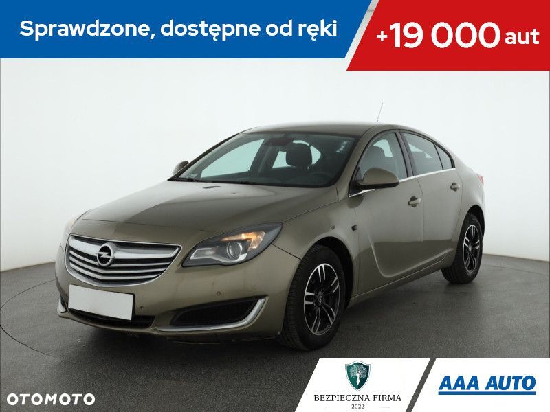 Opel Insignia - 1