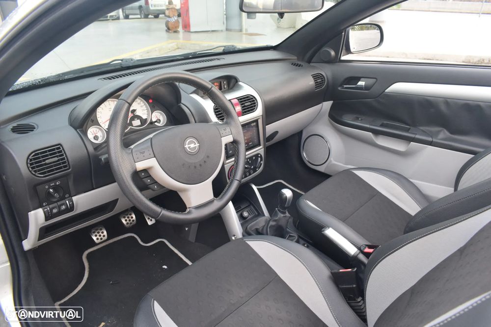 Opel Tigra TwinTop 1.4 - 10