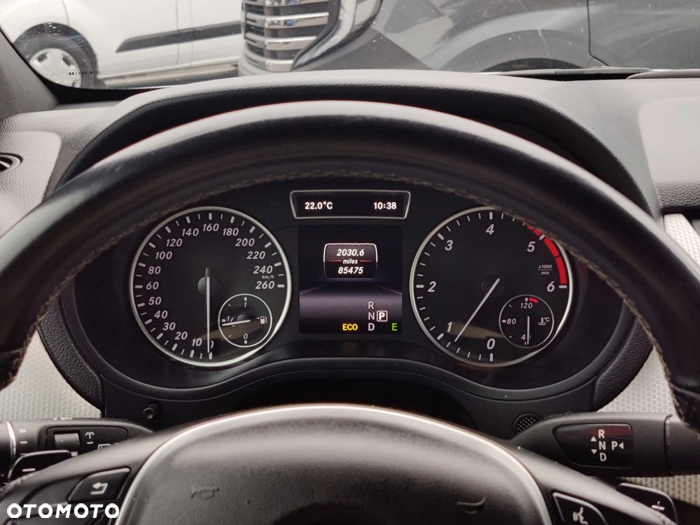 Mercedes-Benz Klasa B 220 d 7G-DCT AMG Line - 9