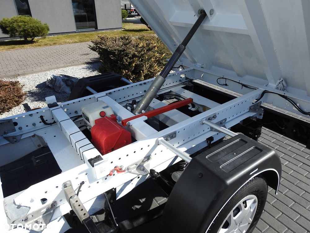 Ford TRANSIT  WYWROTKA PODWÓJNA KABINA DOKA 6 MIEJSC TEMPOMAT KLIMATYZACJA  130KM - 20