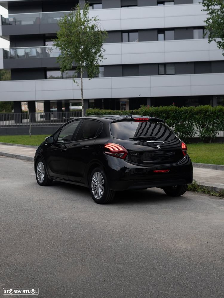 Peugeot 208 1.6 BlueHDi Style - 3
