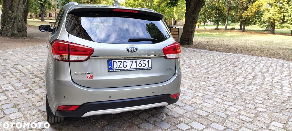 Kia Carens 1.7 CRDi L - 6