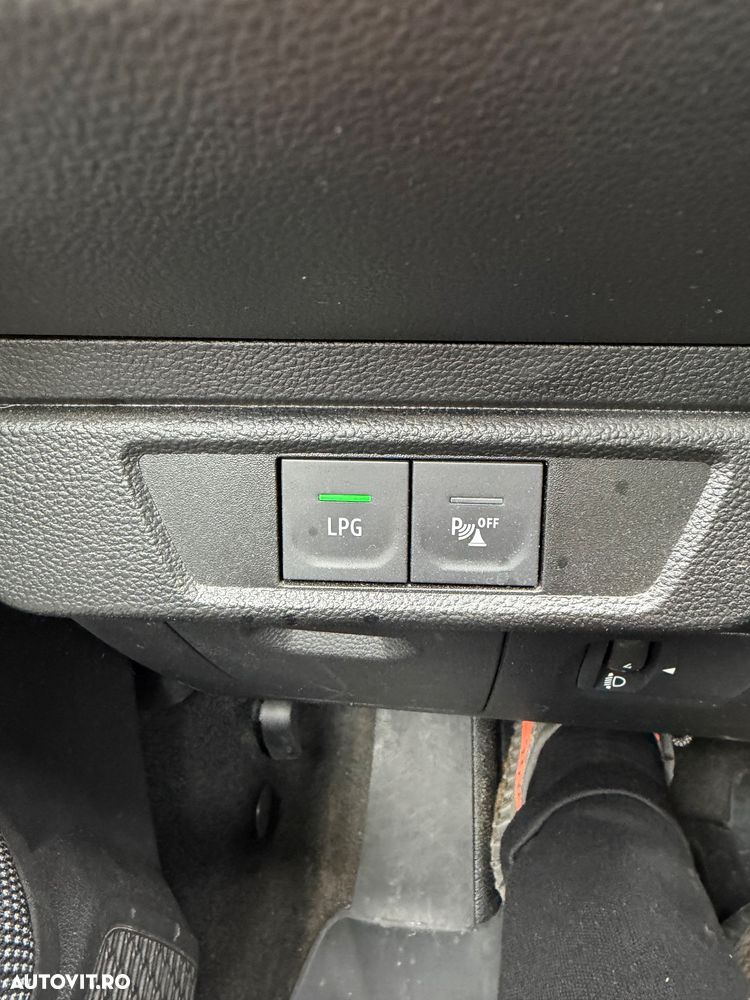 Dacia Logan - 11