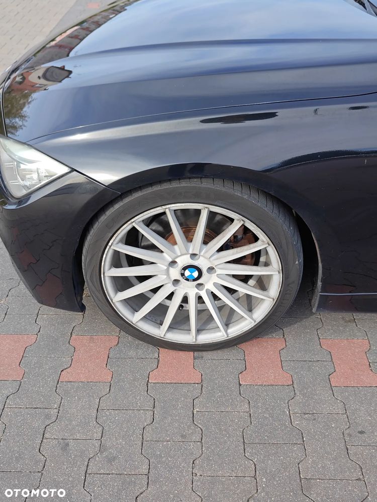 BMW Seria 3 328i Sport Line - 19
