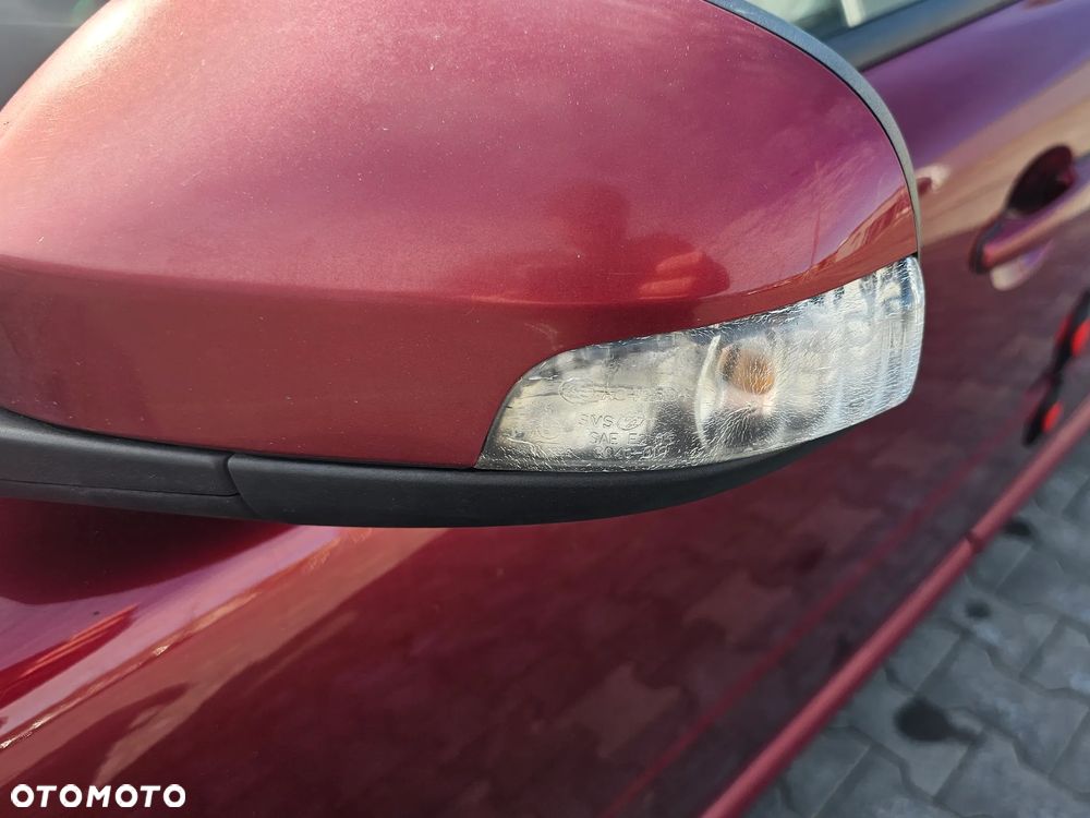 Volvo V70 2.0 Momentum - 23