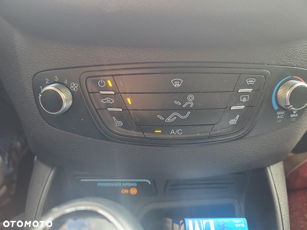 Ford Transit courier - 9