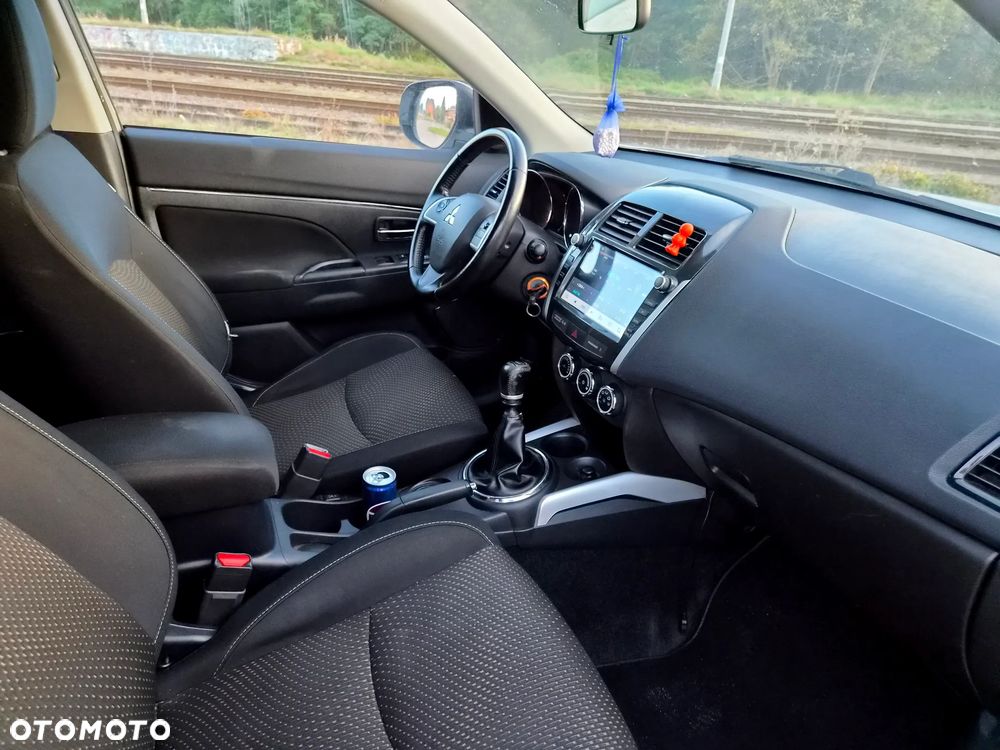 Mitsubishi ASX - 30