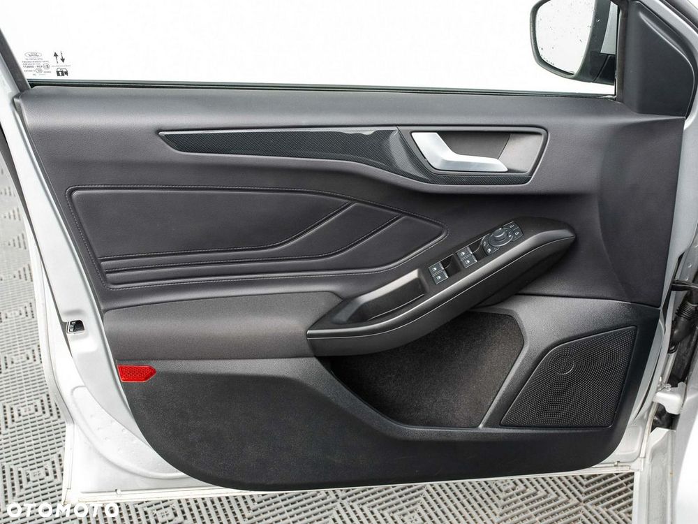 Ford Focus - 11