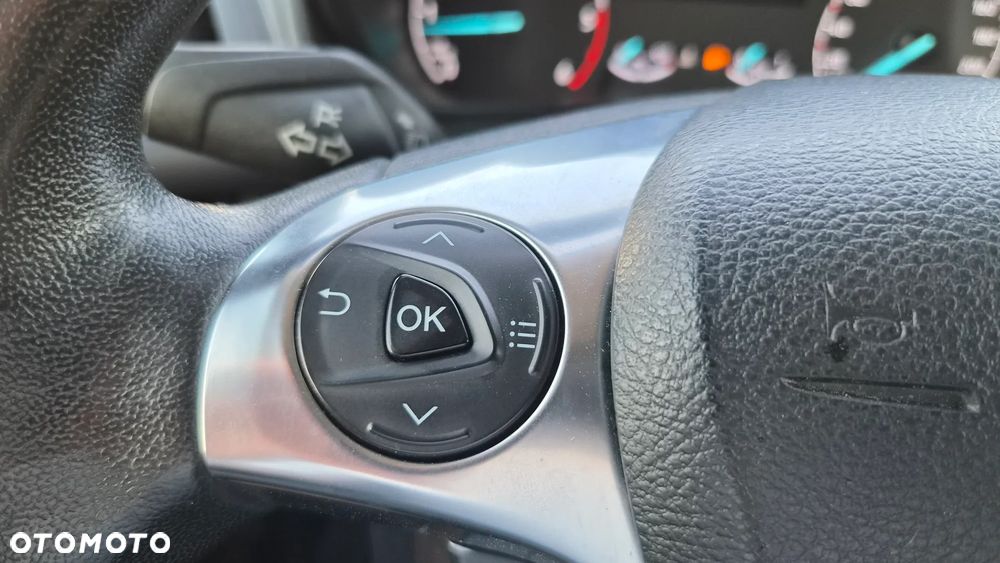 Ford Transit Connect - 17
