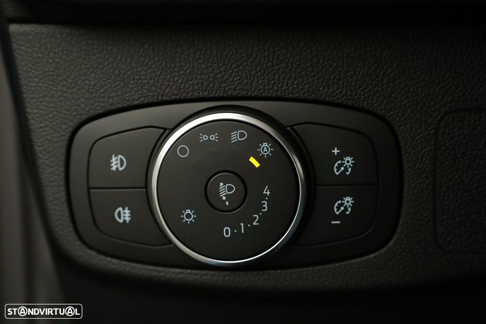 Ford Focus 1.0 EcoBoost MHEV ST-Line - 19