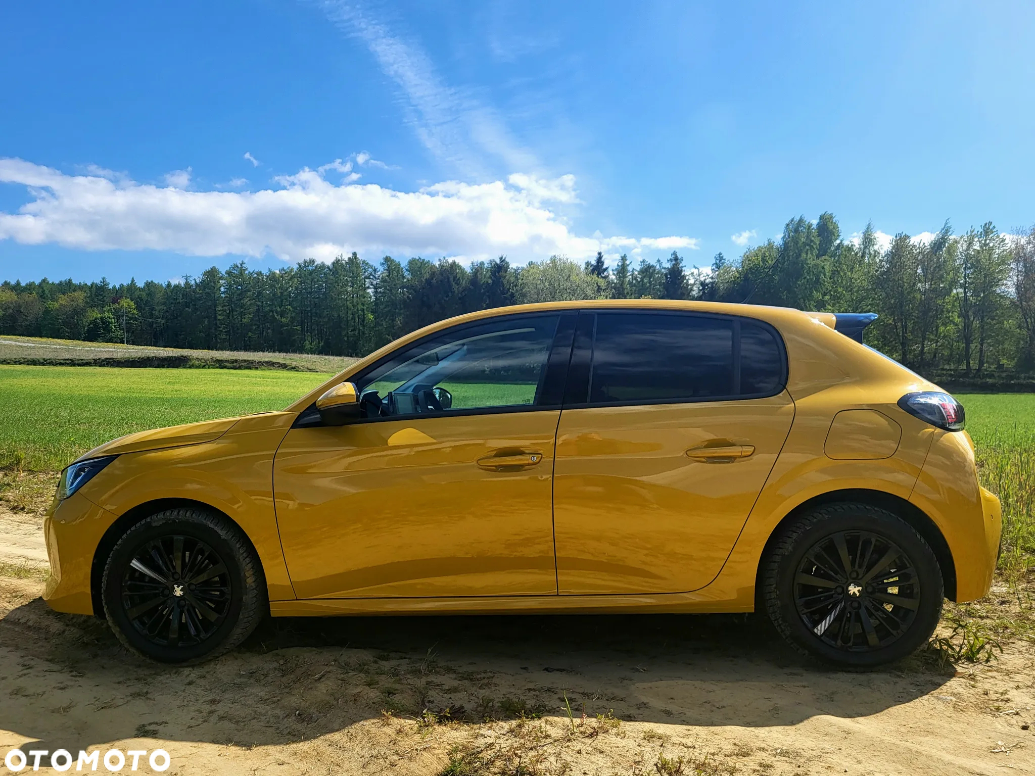 Peugeot 208 1.2 PureTech Allure S&S EAT8 - 5