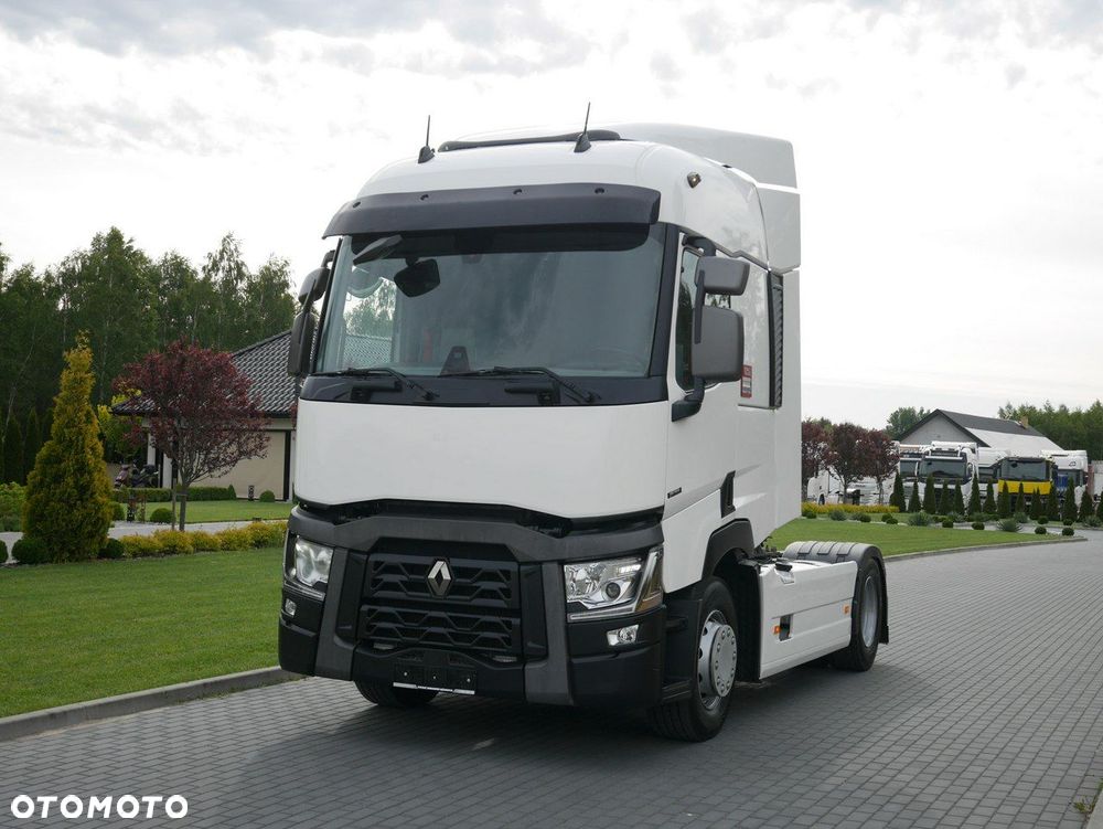 Renault T 440 / 13 L / Standard - 3