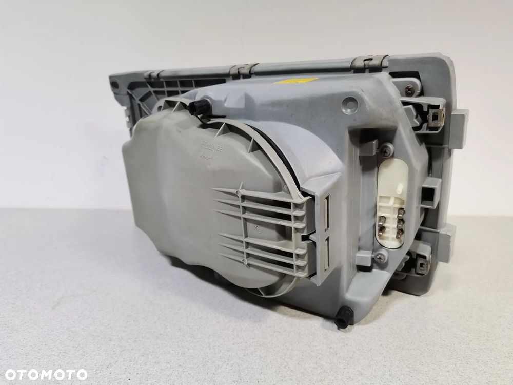 Lampa Reflektor PRAWY Mercedes W123 C123 75-85 BOSCH Oryginał - 6
