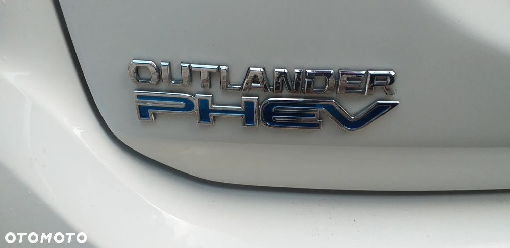 Mitsubishi Outlander ver-phev-intense-plus - 18