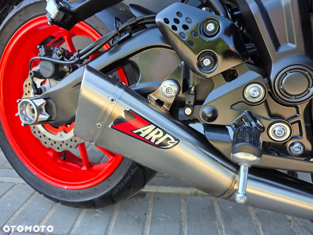 Yamaha MT - 33