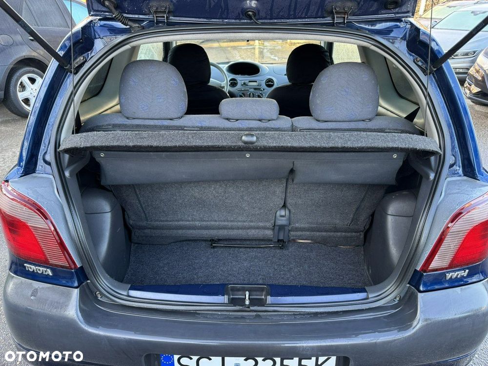 Toyota Yaris 1.0 Base - 18