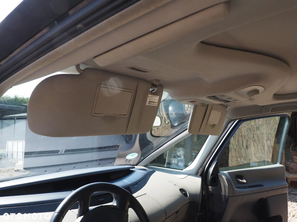 Renault Espace 3.0 dCi Initiale - 17