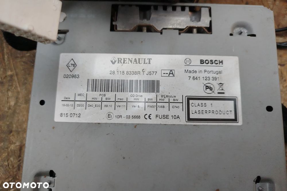 radioodtwarzacz CD NAVI TEL. 761123391 + ekran TomTom i wiązka do RENAULT TRAFIC II - 11