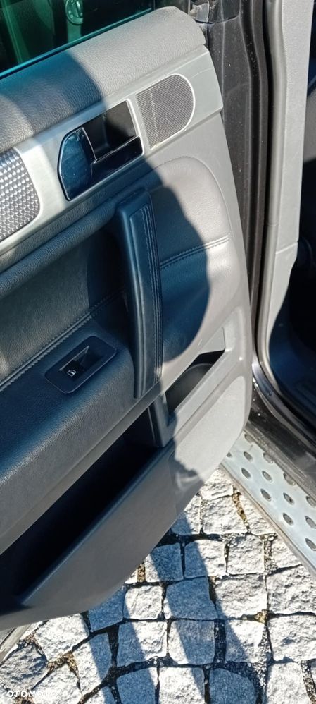 Volkswagen Touareg 3.0 V6 TDI Tiptr - 6