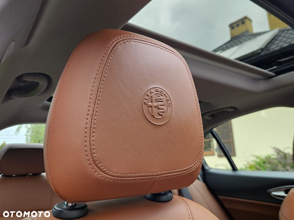 Alfa Romeo Giulia 2.0 Turbo Veloce TI Q4 - 22
