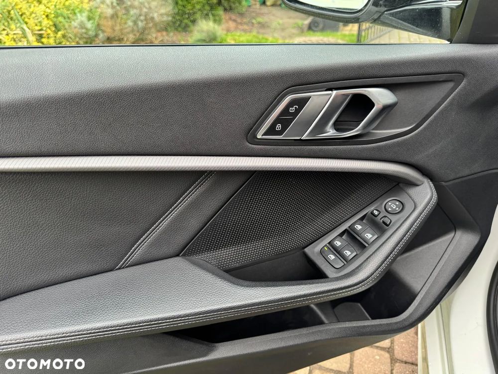 BMW Seria 1 118d Edition M Sport Shadow - 8