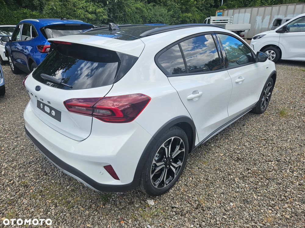 Ford Focus 1.0 EcoBoost mHEV Active X - 12