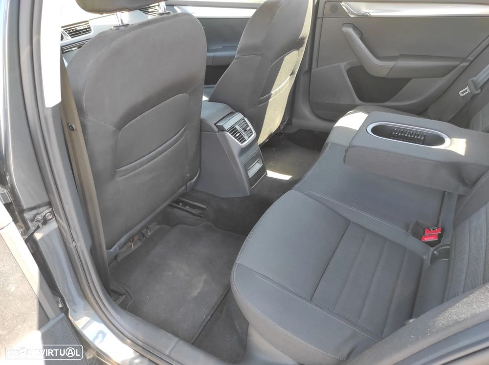 Skoda Octavia 1.6 TDI Elegance - 11
