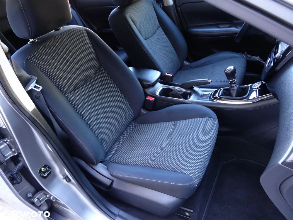 Nissan Pulsar 1.2 DIG-T Tekna - 25