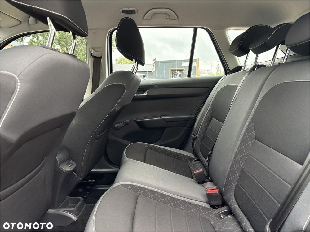 Skoda Fabia 1.0 TSI Ambition - 10