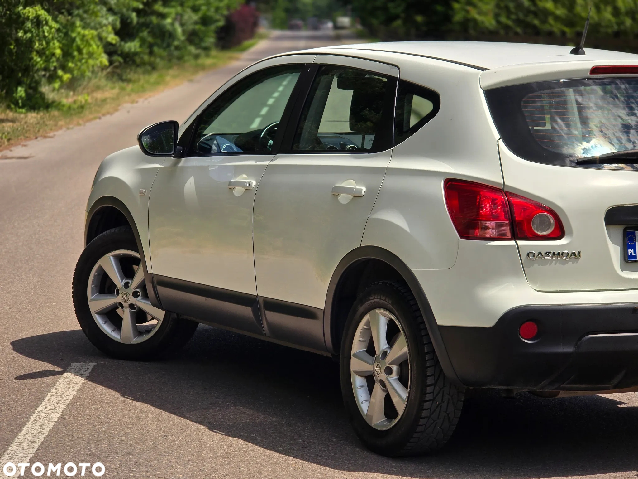 Nissan Qashqai 1.6 visia - 38