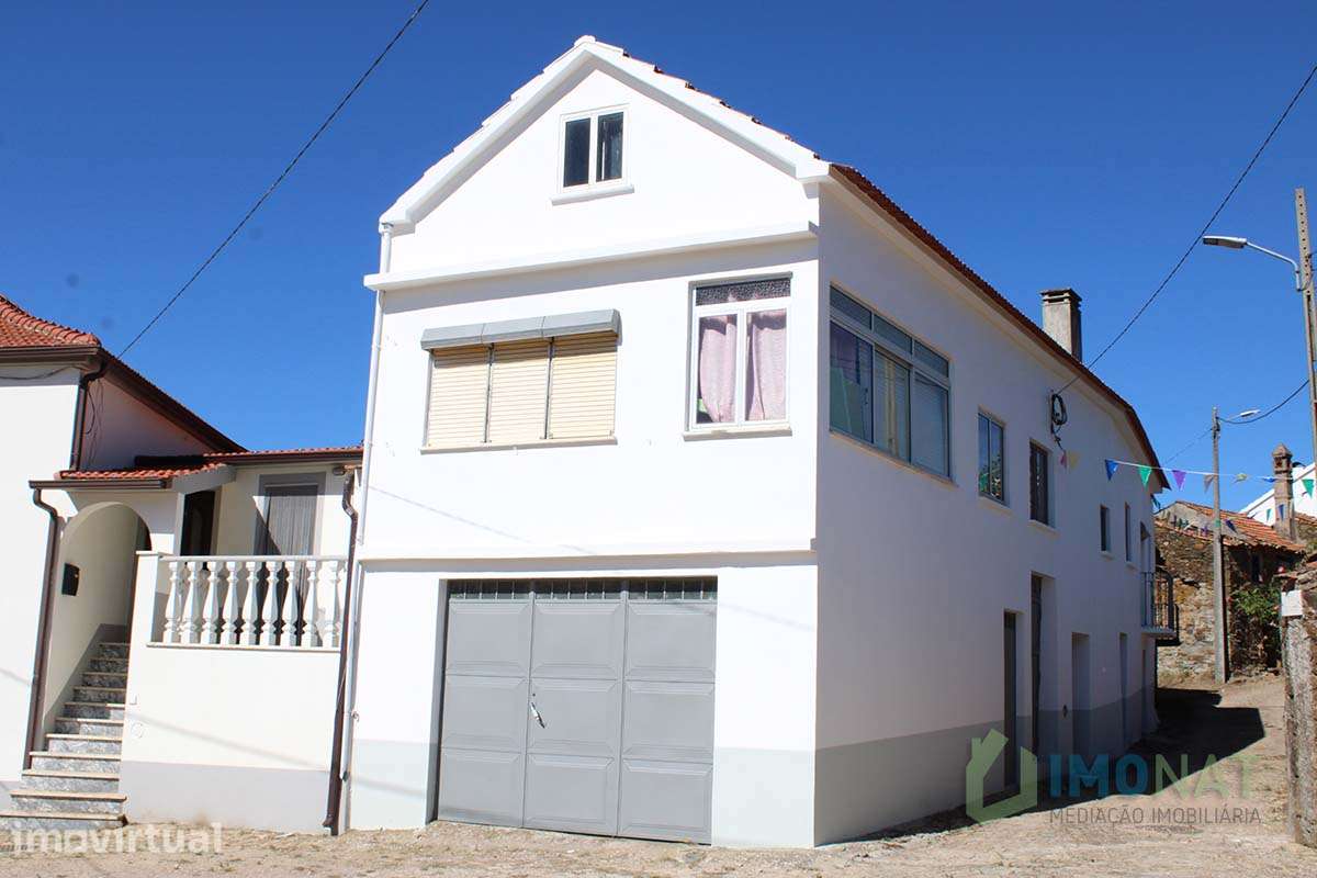 Moradia T2 à venda em Estreito-Vilar Barroco, €97.500