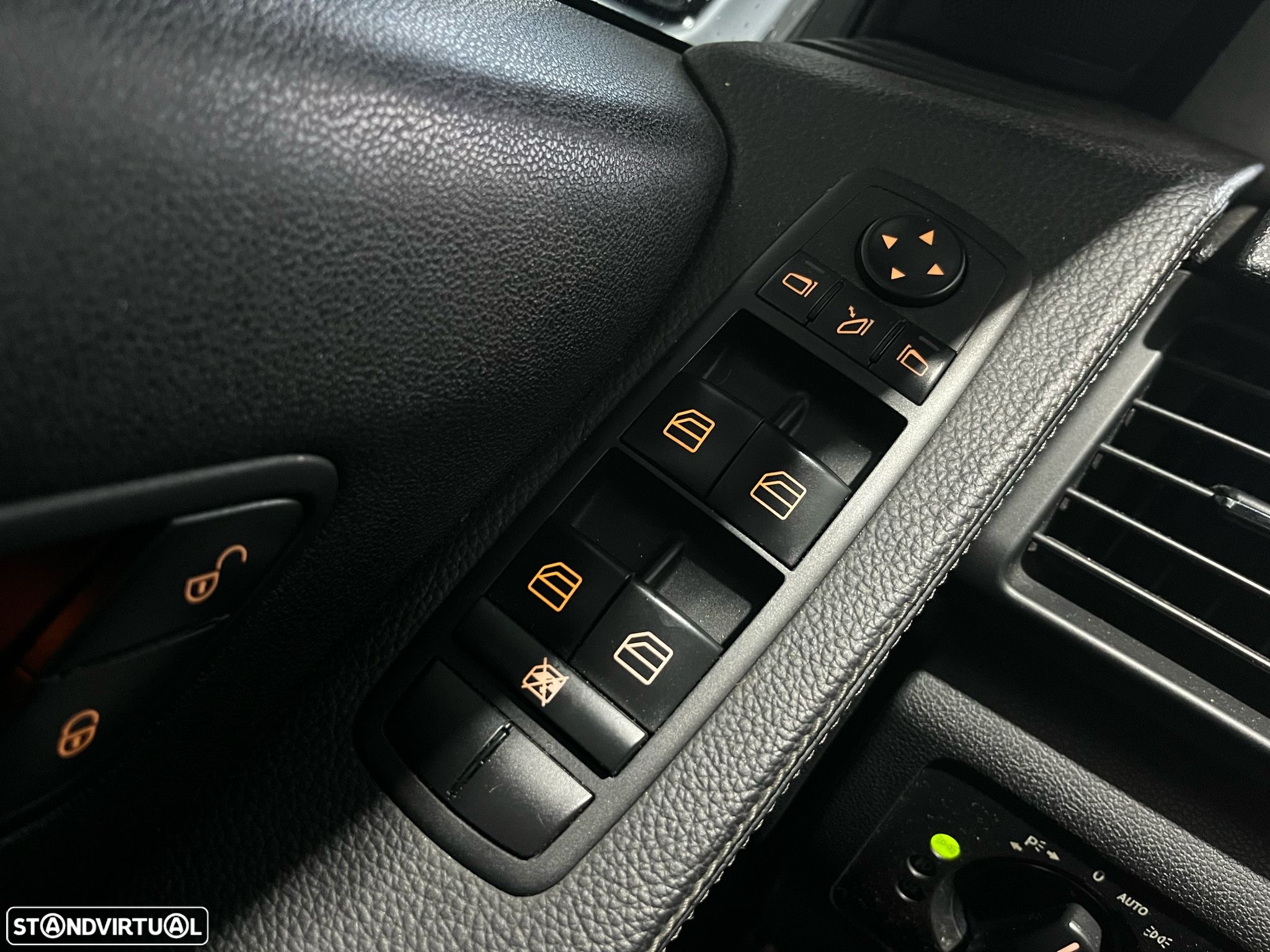 Mercedes-Benz R 320 CDi 4-Matic Longo - 28