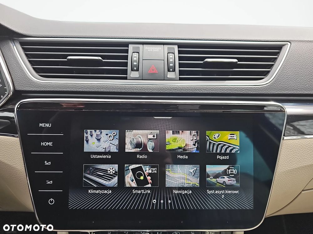 Skoda Superb 2.0 TDI SCR 4x4 L&K DSG - 18