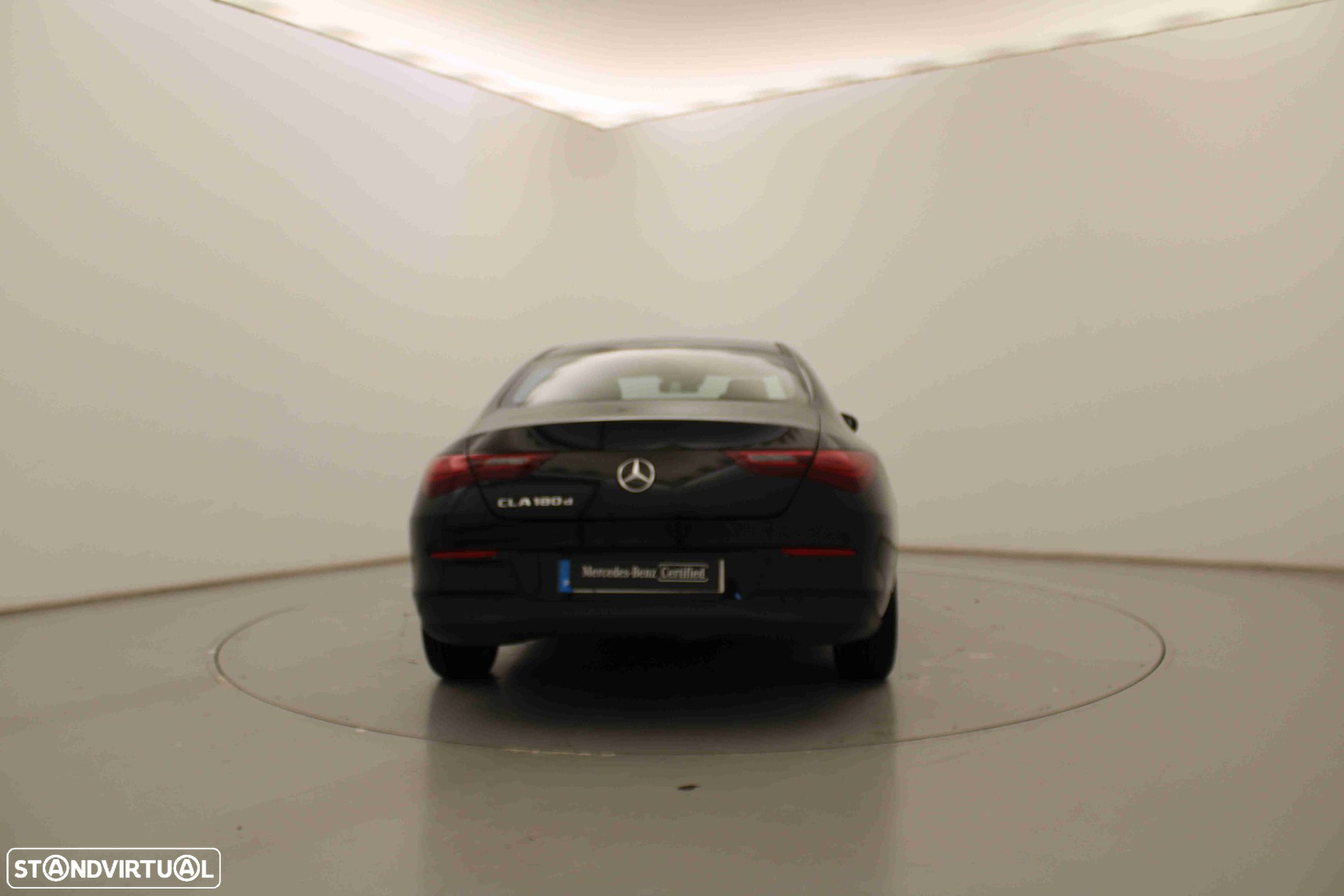 Mercedes-Benz CLA 180 d - 8