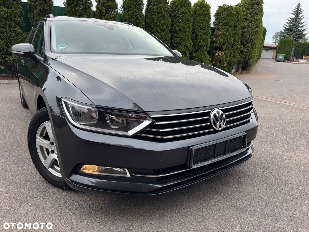 Volkswagen Passat 2.0 TDI SCR DSG Elegance - 1