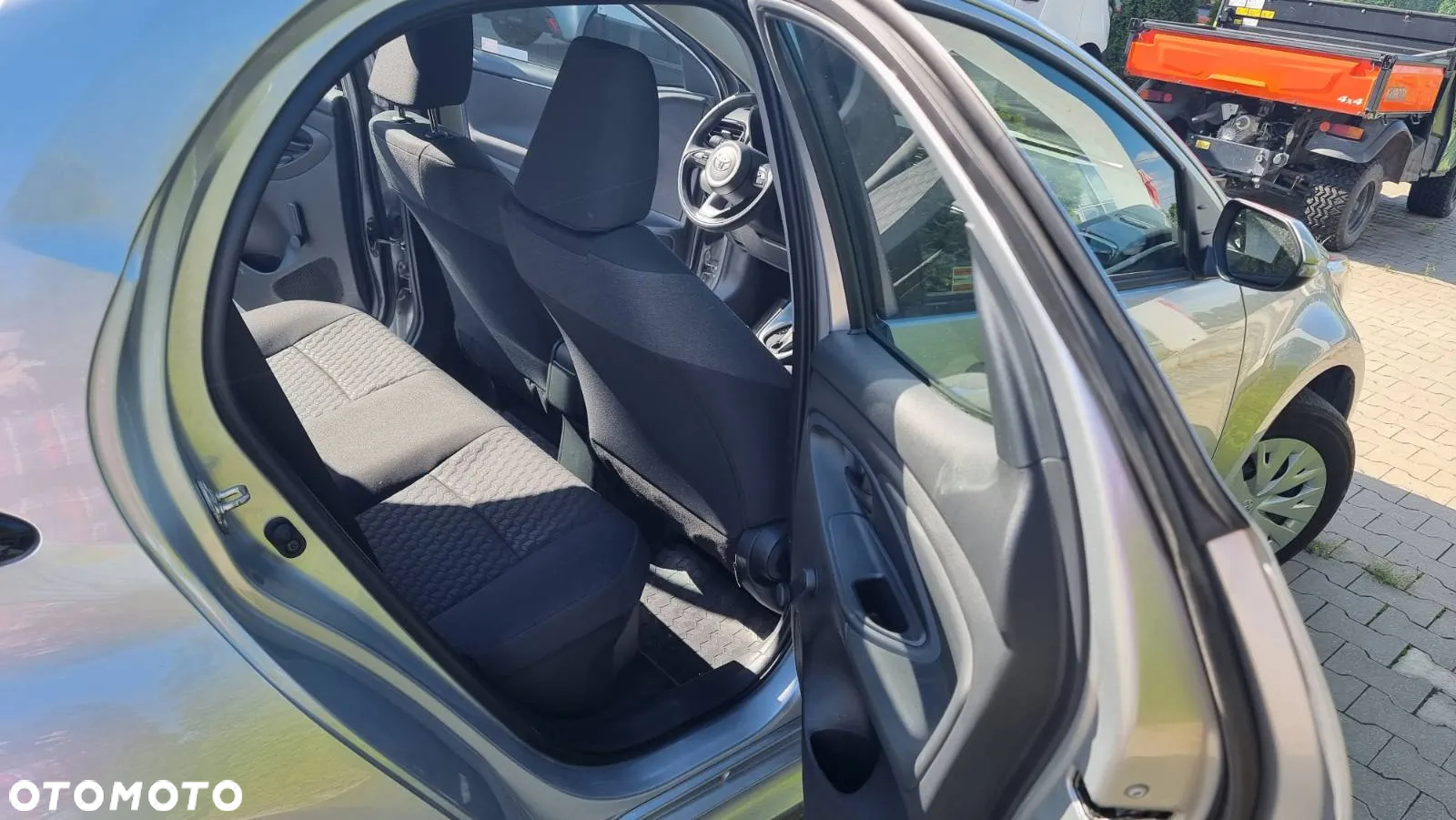 Toyota Yaris Hybrid 1.5 Comfort - 8