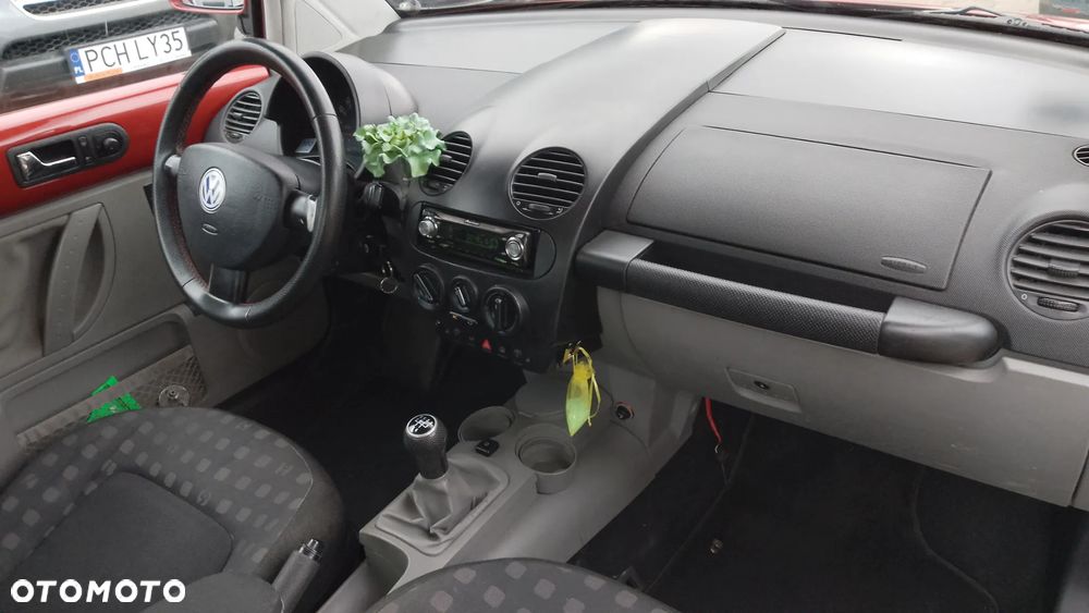 Volkswagen New Beetle 2.0 COLOUR Concept - 7