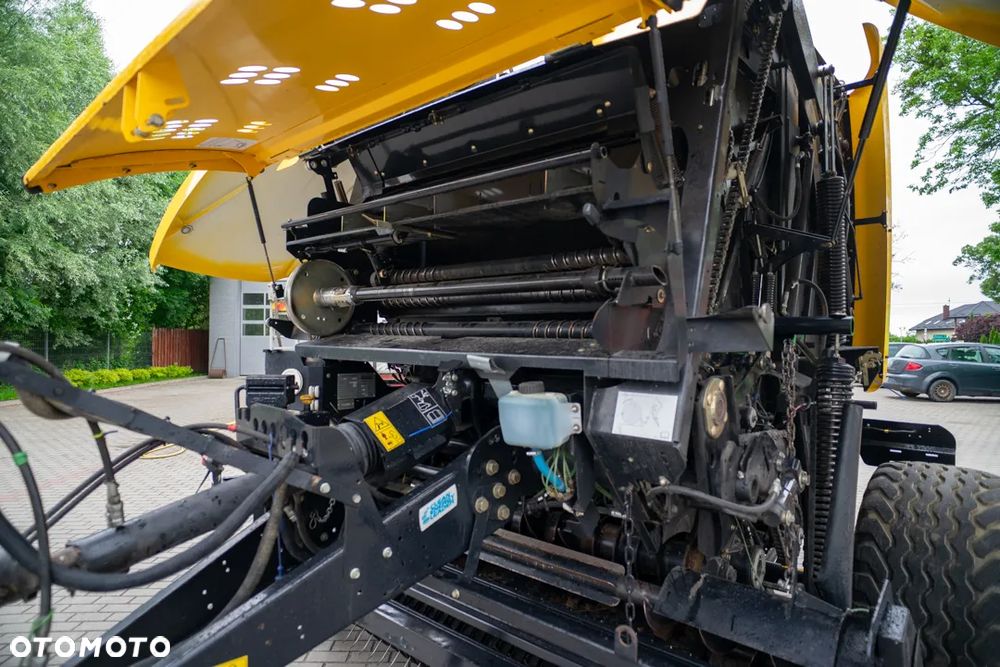 New Holland ROLL-BELT 180 PASOWA ZMIENNA KOMORA ROTOR SIATKA - 33