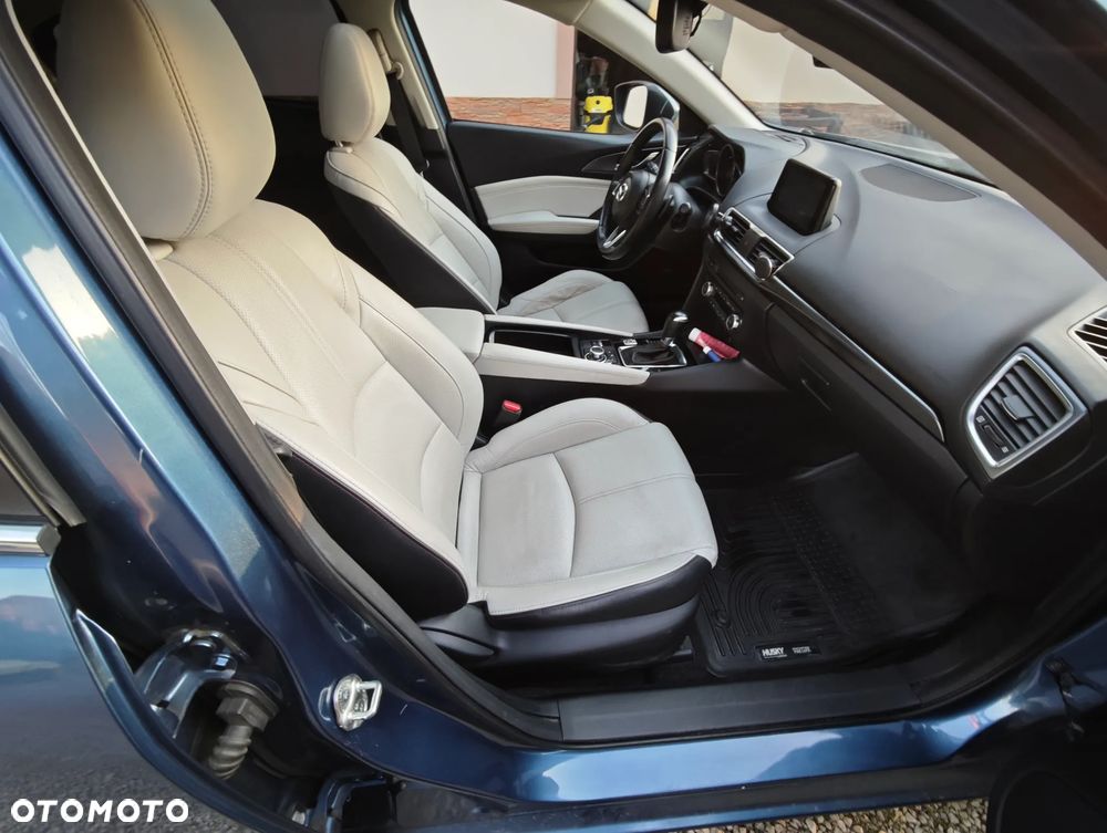 Mazda 3 - 23