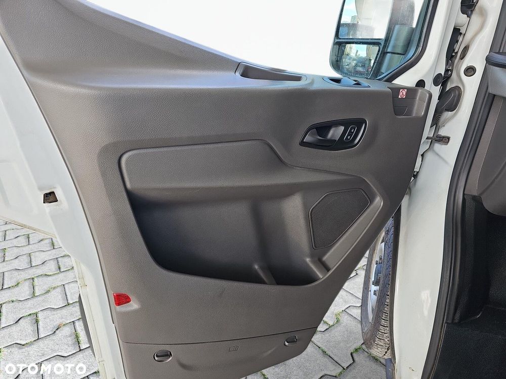 Ford transit - 10