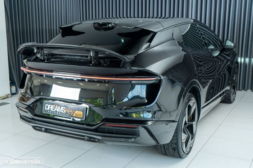 Lotus Eletre 900 Sport Carbon - 58