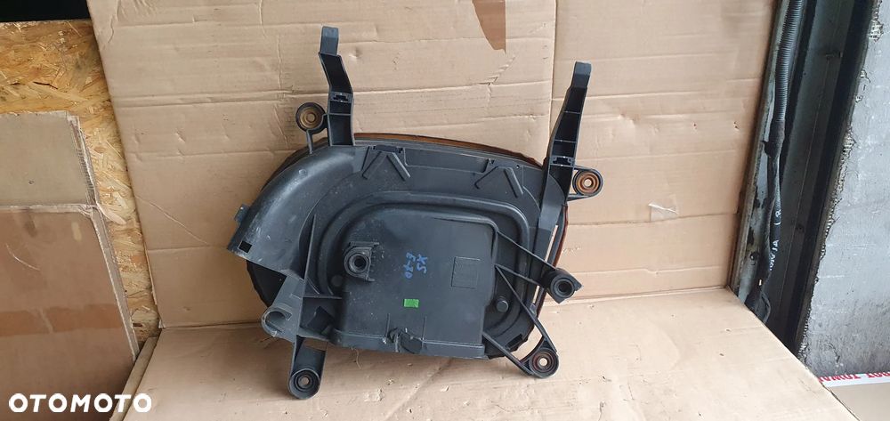 Obudowa filtra powietrza BMW X5 E70 3.0D 7812061 - 5