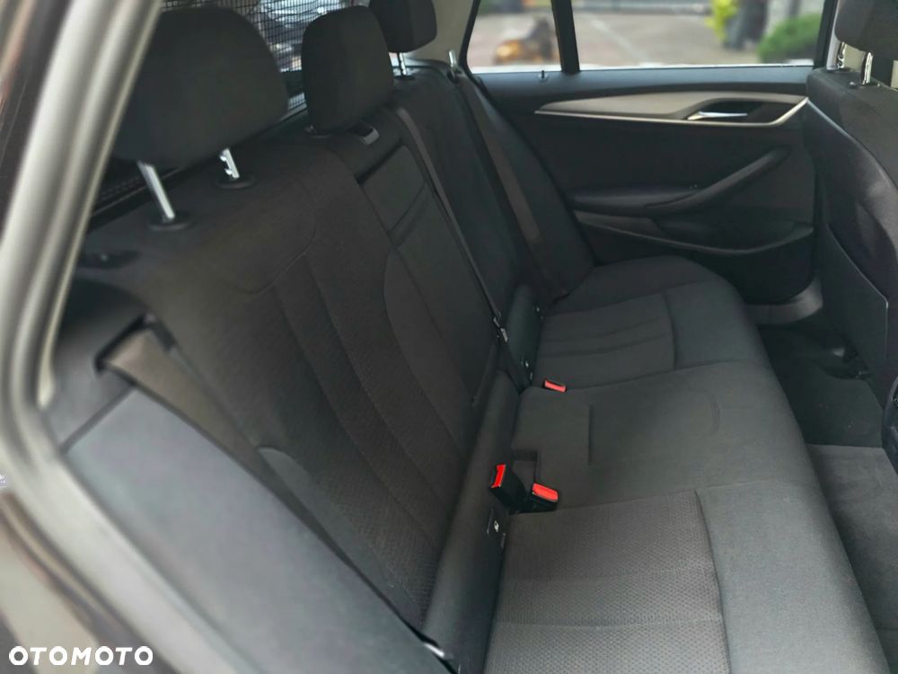 BMW Seria 5 - 27